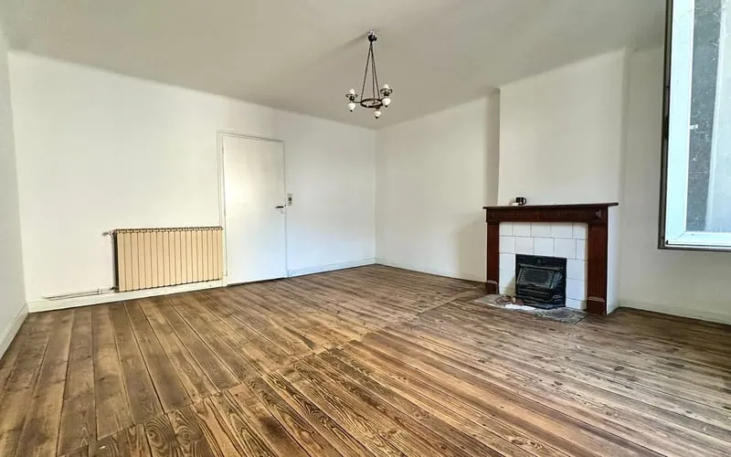 Immeuble 5 pièces 140 m² - Photo 1