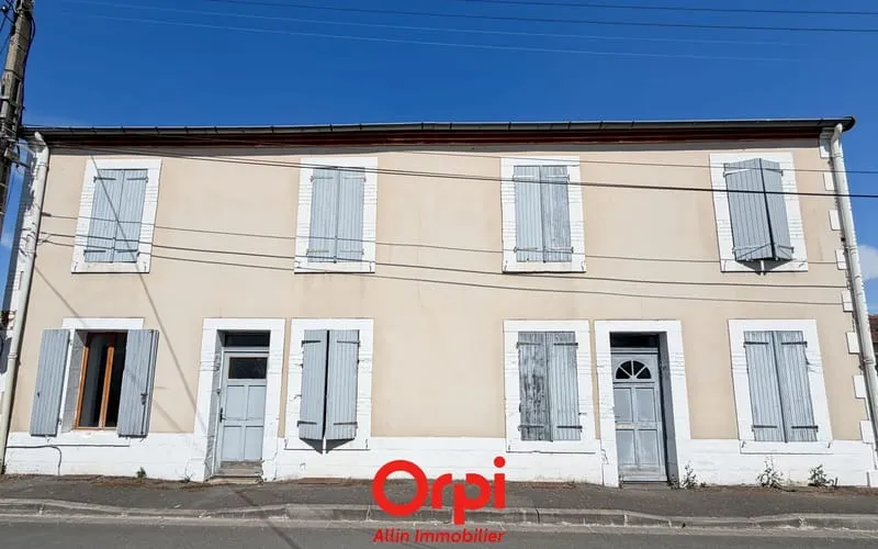 Immeuble de rapport 7 pièces 220 m² - Photo 1