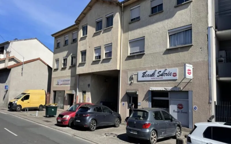 Immeuble de rapport 22 pièces 1278 m² - Photo 1
