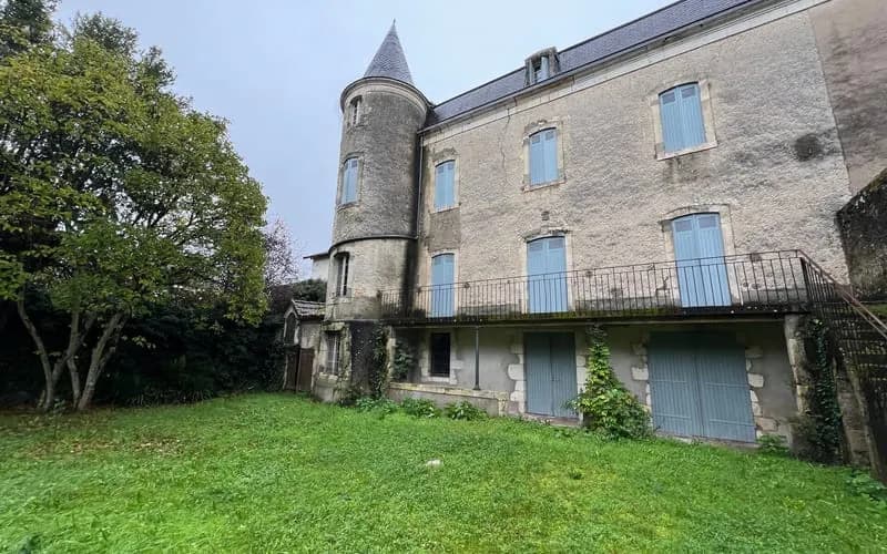 Immeuble 7 pièces 332 m² - Photo 1