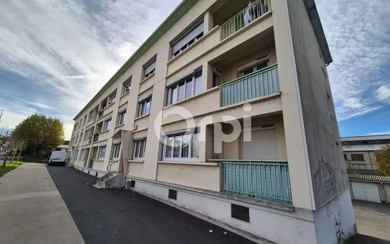 Immeuble de rapport 3 pièces 780 m² - Photo 1