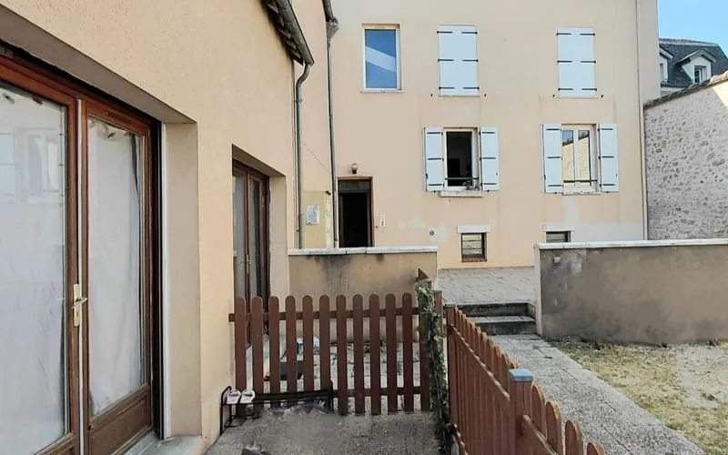 Immeuble de rapport 1 pièce - Photo 1