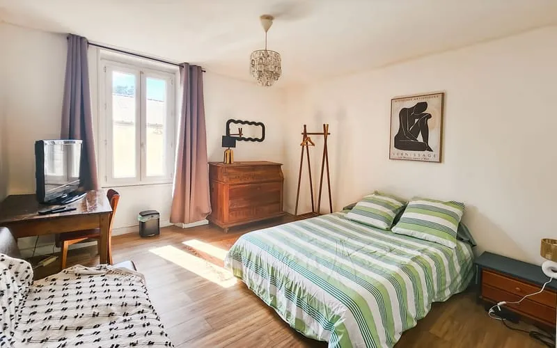 Immeuble 2 pièces 195 m² - Photo 1
