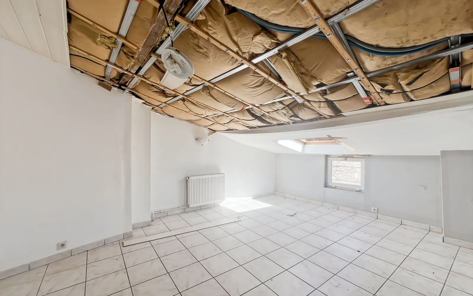 Immeuble 4 pièces 160 m² - Photo 1