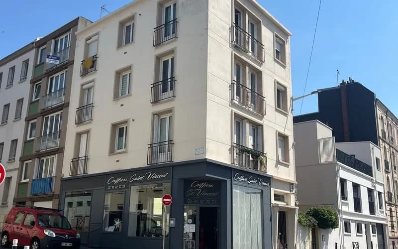 Immeuble de rapport 6 pièces 220 m² - Photo 1