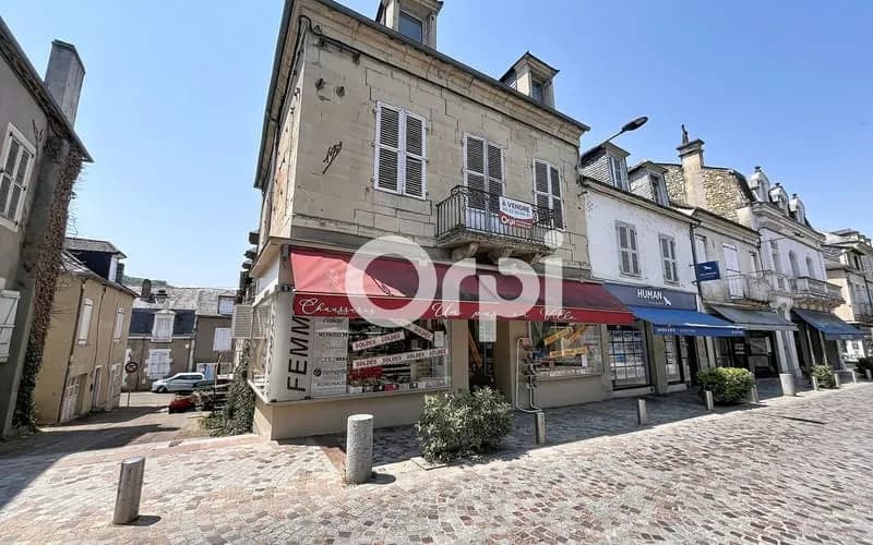 Immeuble 3 pièces 249 m² - Photo 1