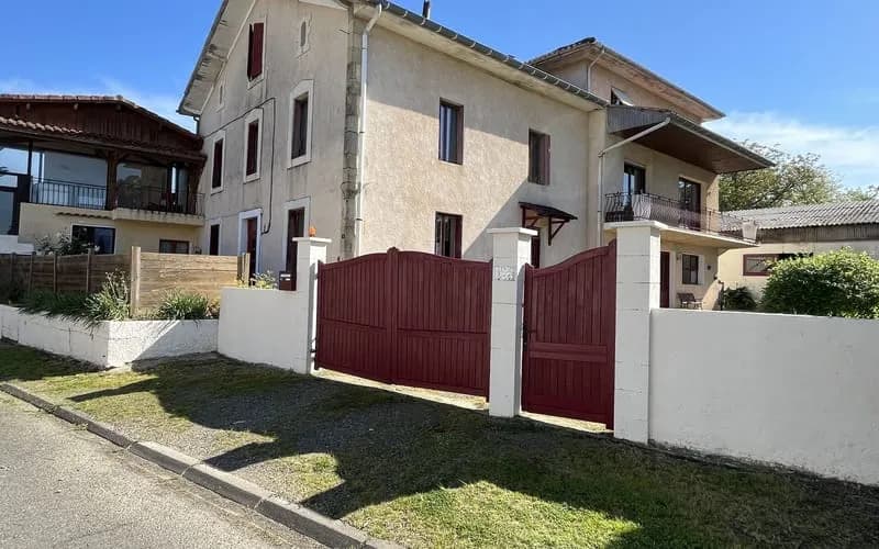 Immeuble 12 pièces 550 m² - Photo 1