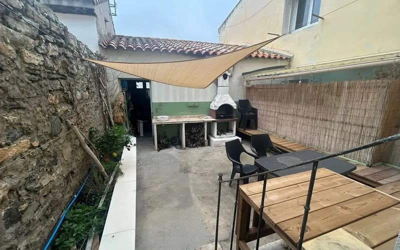Immeuble de rapport 6 pièces 110 m² - Photo 1