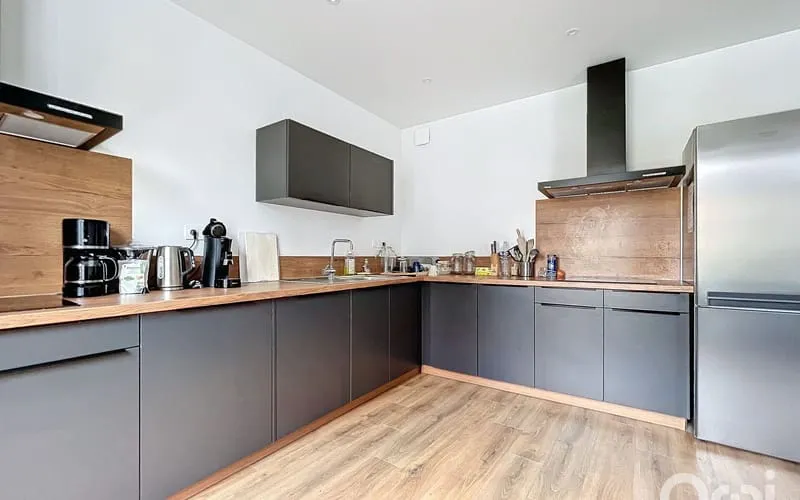 Immeuble de rapport 11 pièces 233 m² - Photo 1