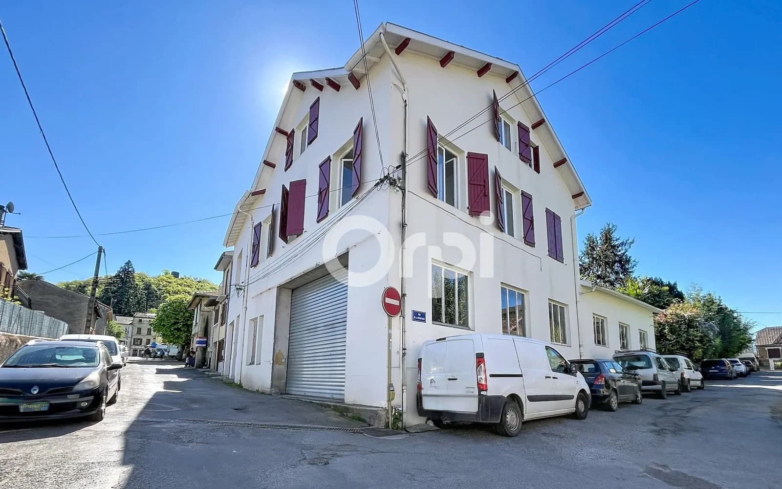 Immeuble 11 pièces 250 m² - Photo 1