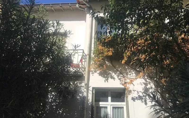 Immeuble de rapport 15 pièces 380 m² - Photo 1