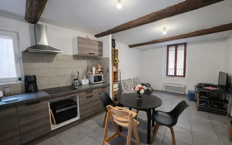 Immeuble 12 pièces 239 m² - Photo 1