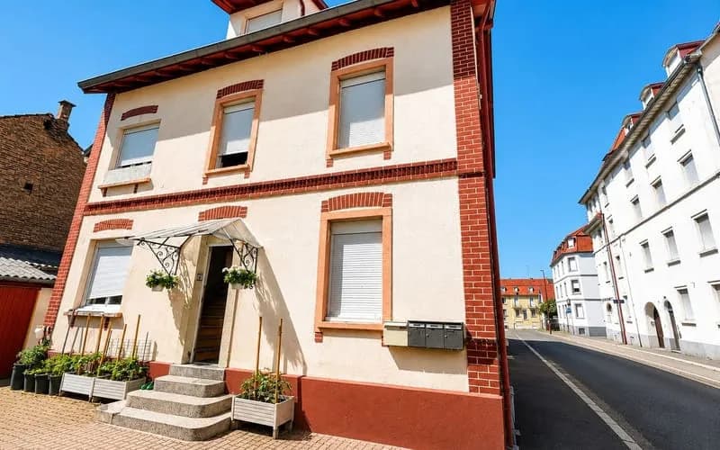 Immeuble de rapport 11 pièces 185 m² - Photo 1