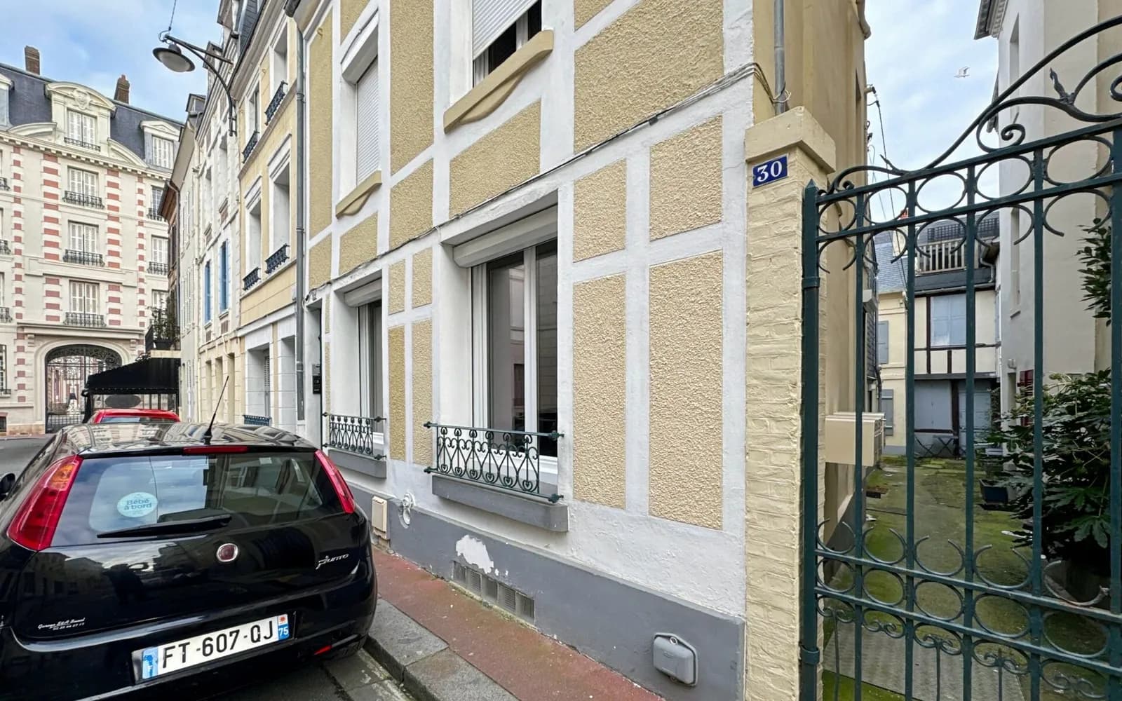 Immeuble de rapport 5 pièces 76 m² - Photo 1