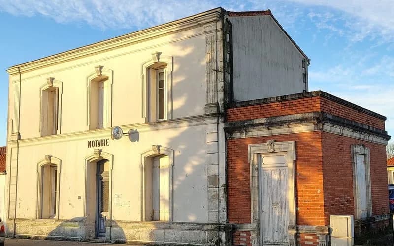 Immeuble 8 pièces 130 m² - Photo 1