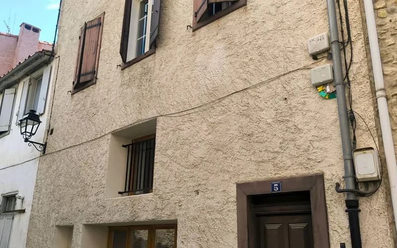Immeuble de rapport 6 pièces 125 m² - Photo 1