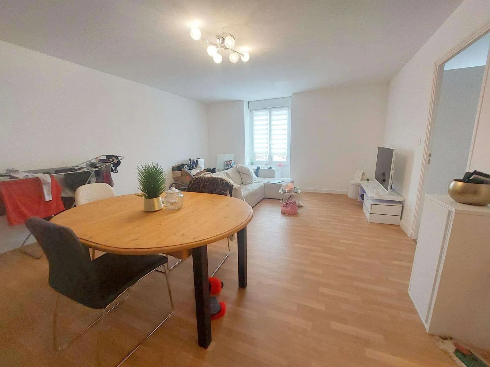 Immeuble 198 m² - Photo 1