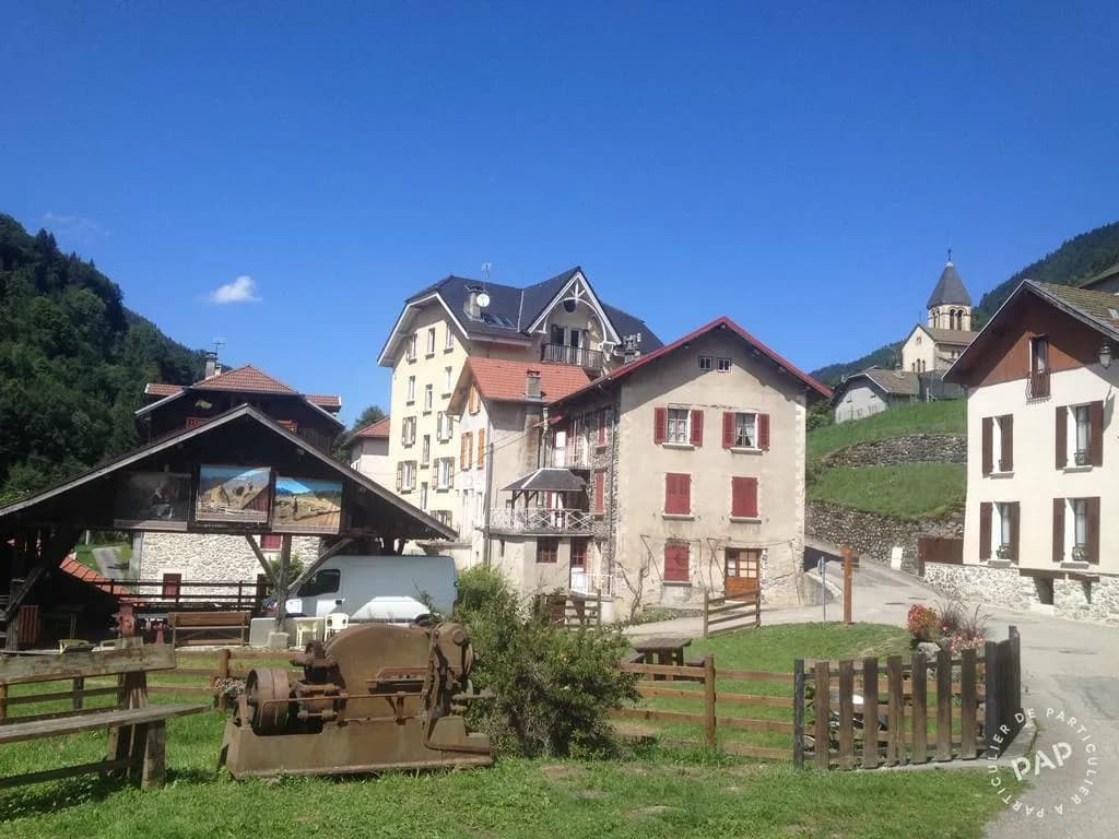 Immeuble 412 m² - Photo 1