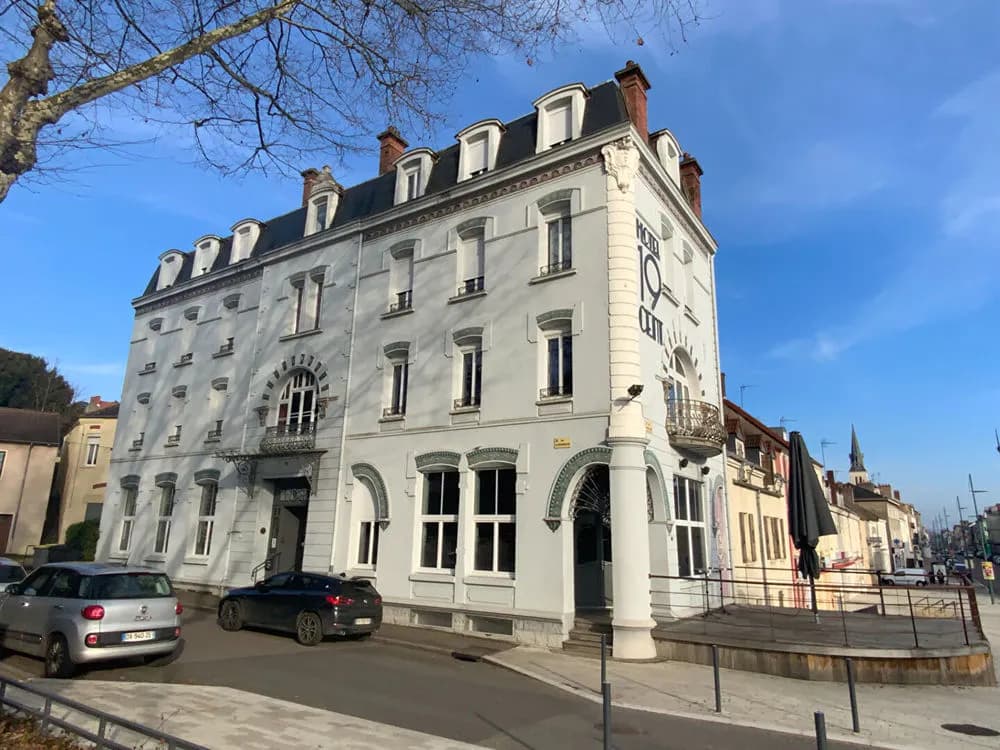 MUR ET FONDS - HOTEL LE CREUSOT - Photo 1