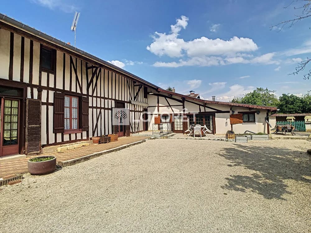 Ensemble immobilier - Photo 1