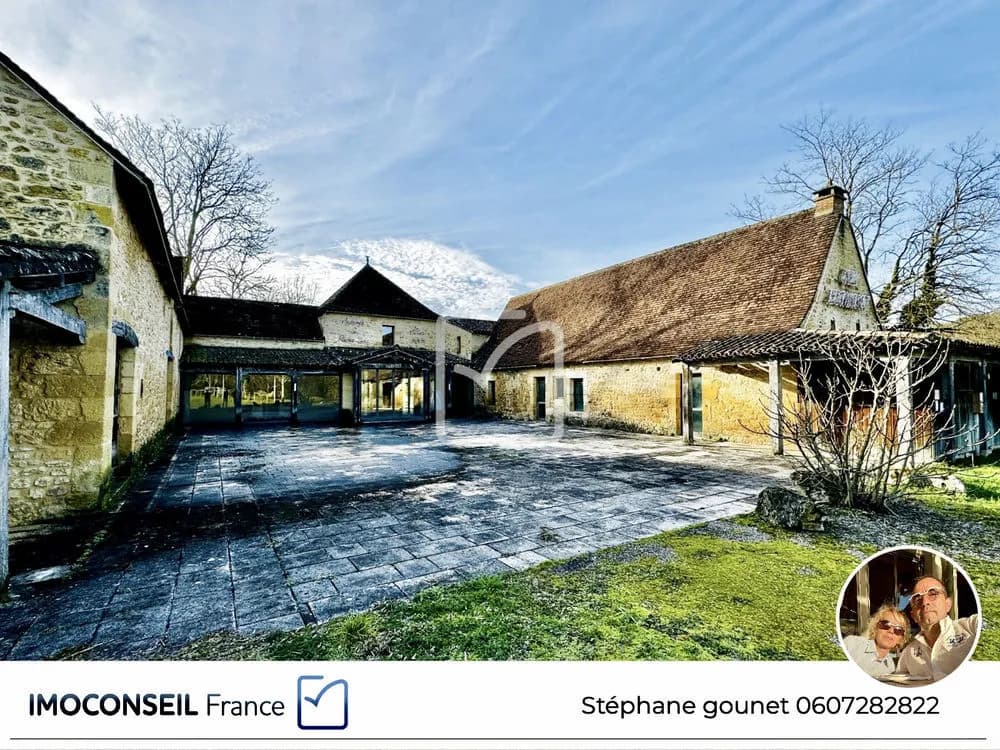 EXCLUSIF et RARE Ensemble immobilier touristique de Charme entre Sarlat, Lascaux et Les Eyzies - Photo 1