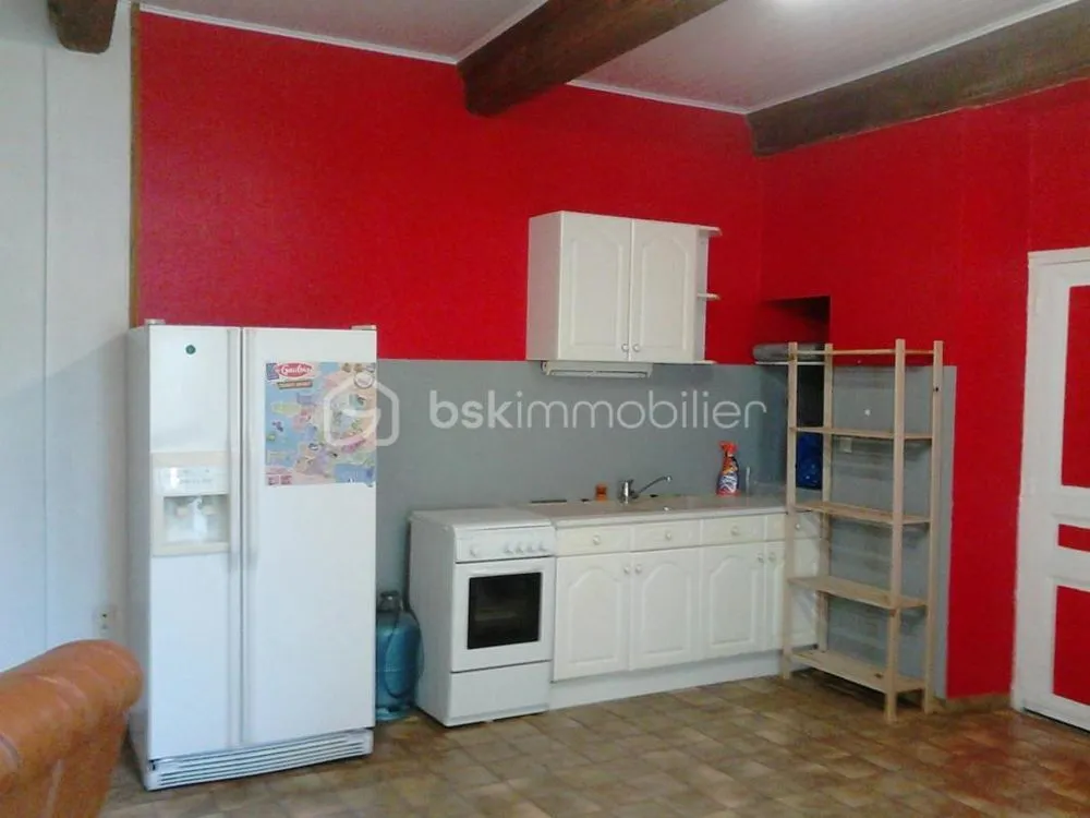 LOT DE 8 APPARTEMENTS + PARKING ET CAVES 330 M2 - BOURG SAINT ANDEOL- RENTABILITE 10% - Photo 1