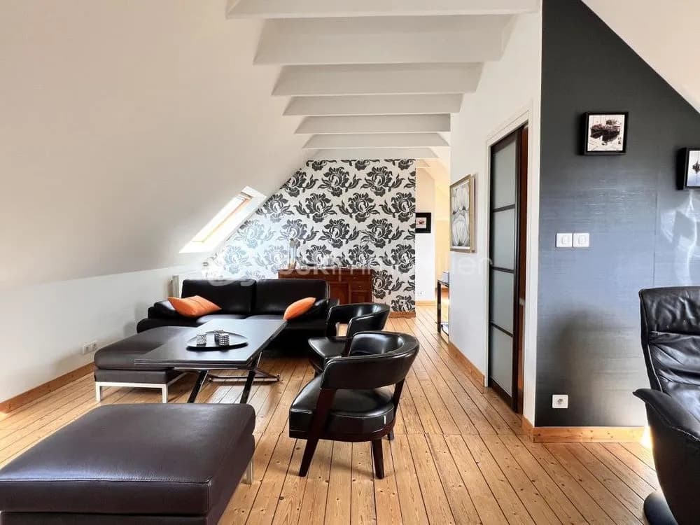 Ensemble immobilier : habitation, commerce, hangar, dépendance, garage et parking - Photo 1