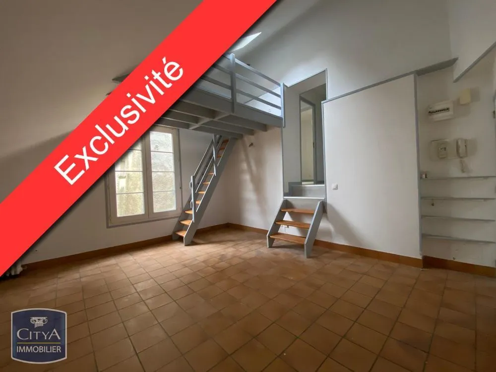 Immeuble 250 m² - Photo 1