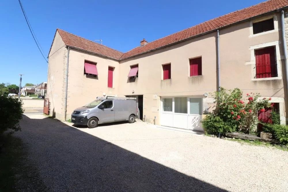 Immeuble de rapport à Saint-Apollinaire. - Photo 1