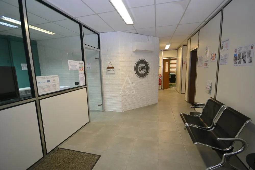 Immeuble - Photo 1