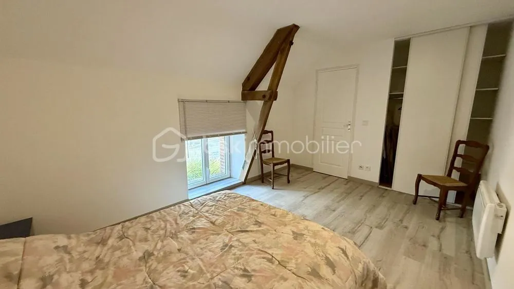 Idéal investisseur ! Immeuble à vendre à SOURDEVAL - Photo 1