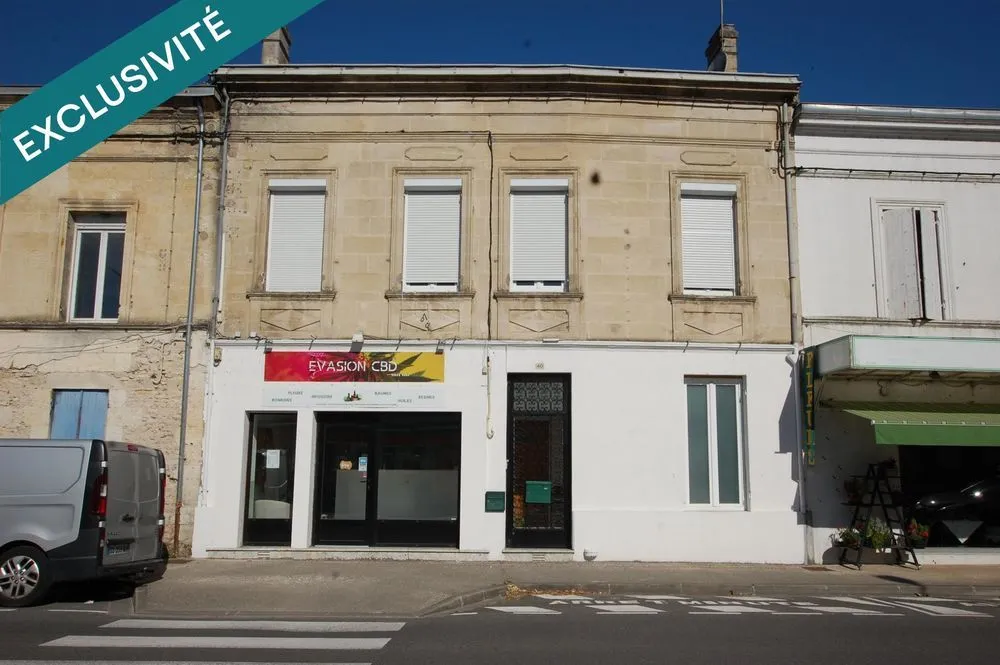 Immeuble rénové avec local commercial et appartements - Photo 1