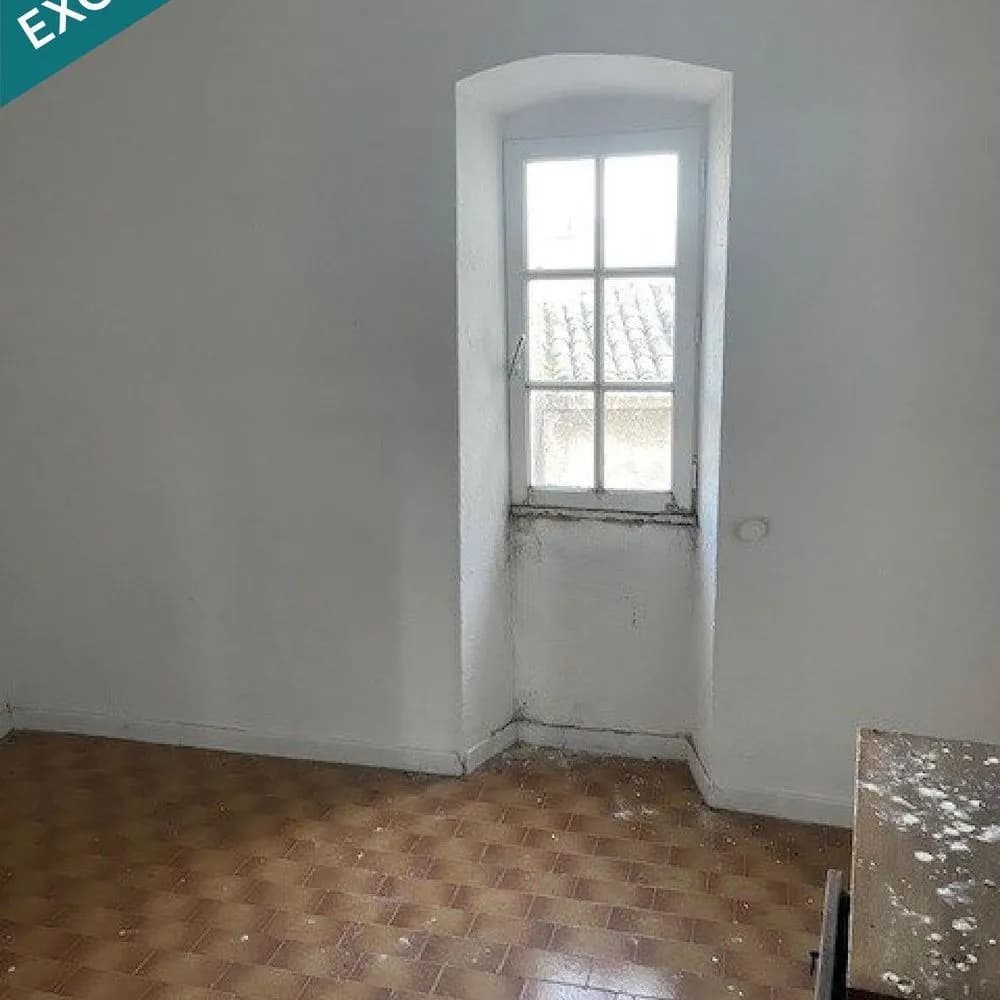 immeuble de rapport situé au coeur du village - Photo 1