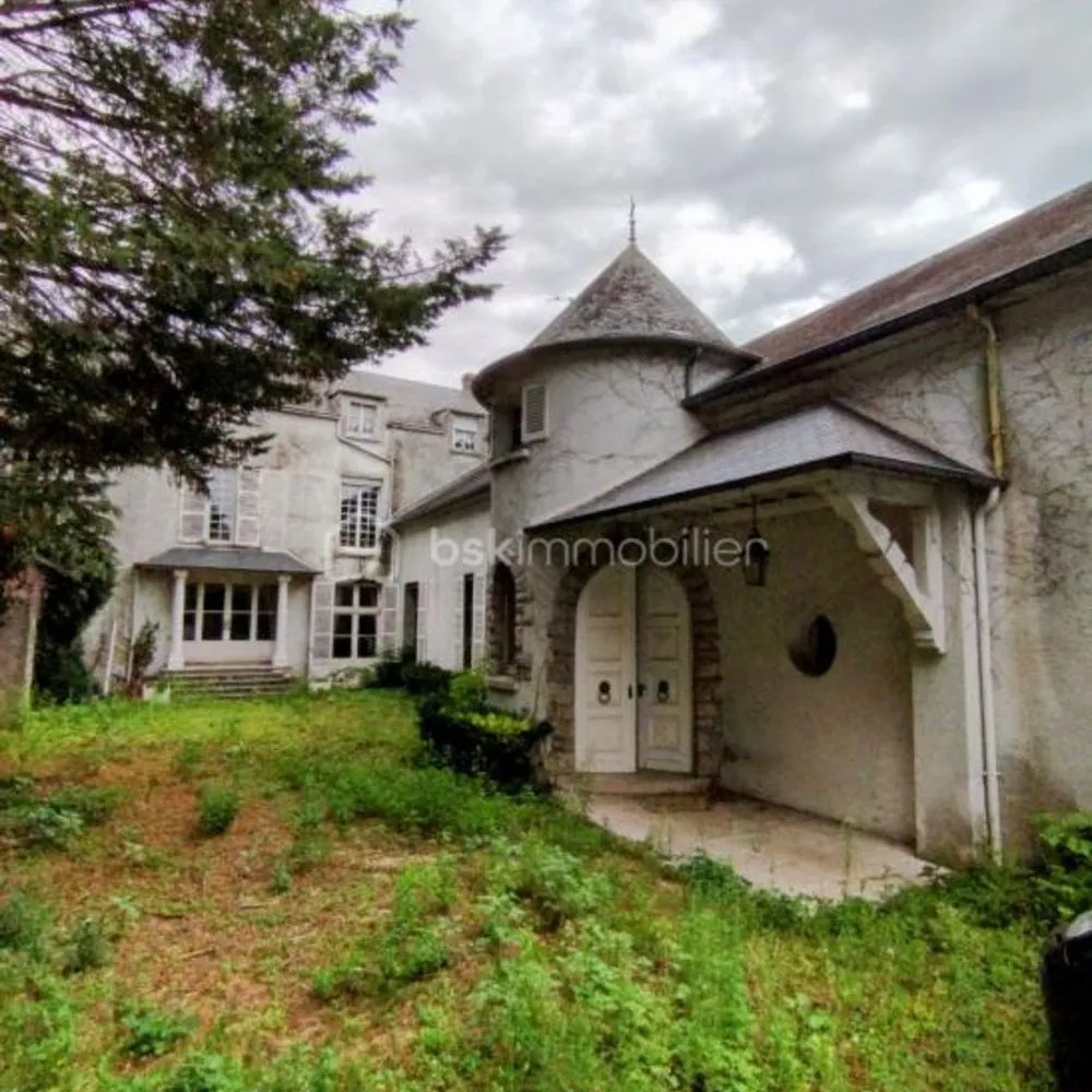 Maison De 480m2 - Photo 1
