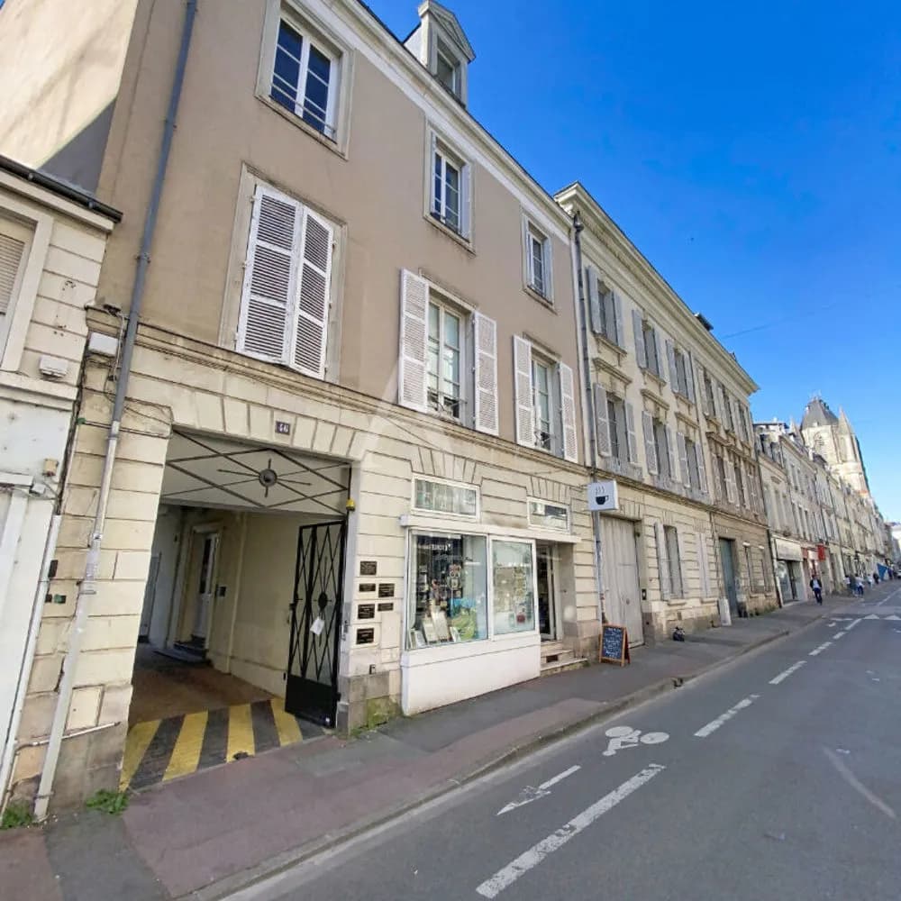 Opportunité Investisseur : Immeuble 7 Appartements + Local Pro dans l'hyper centre - Photo 1