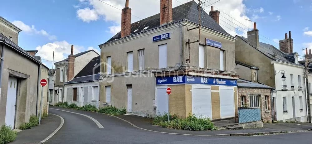 A saisir ! Château Renault : Immeuble - Photo 1