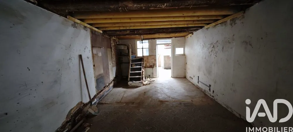 Immeuble 90 m² - Photo 1