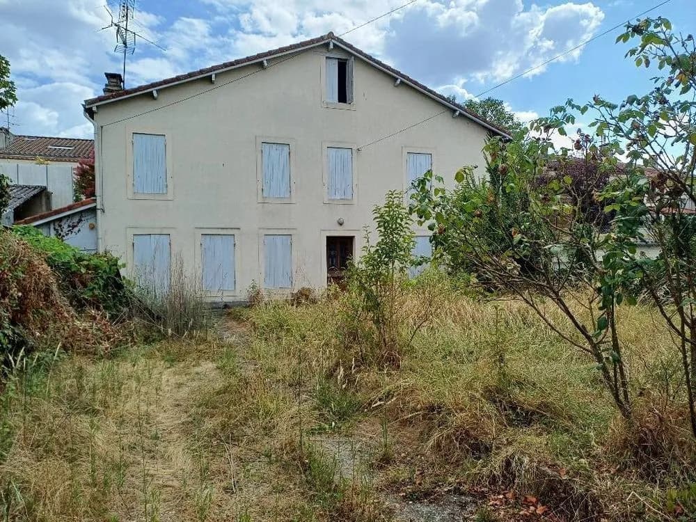 Immeuble de 4 appartements libre et refaits à neuf - Photo 1