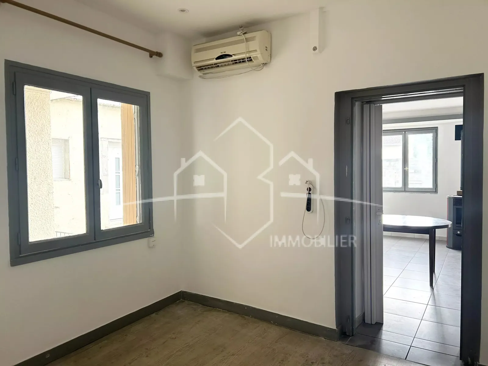 Ensemble immobilier appartement + local commercial Saint-Rambert-d'Albon - Photo 1