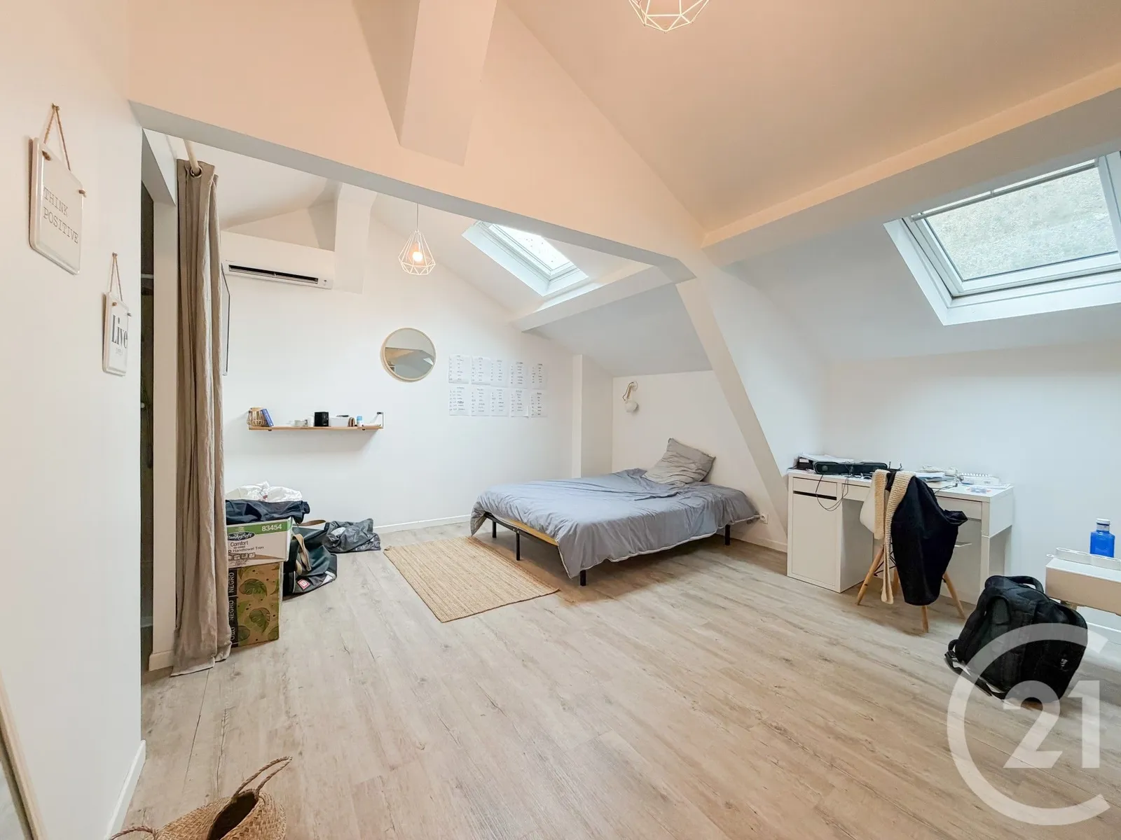 Immeuble 147 m² - Photo 1
