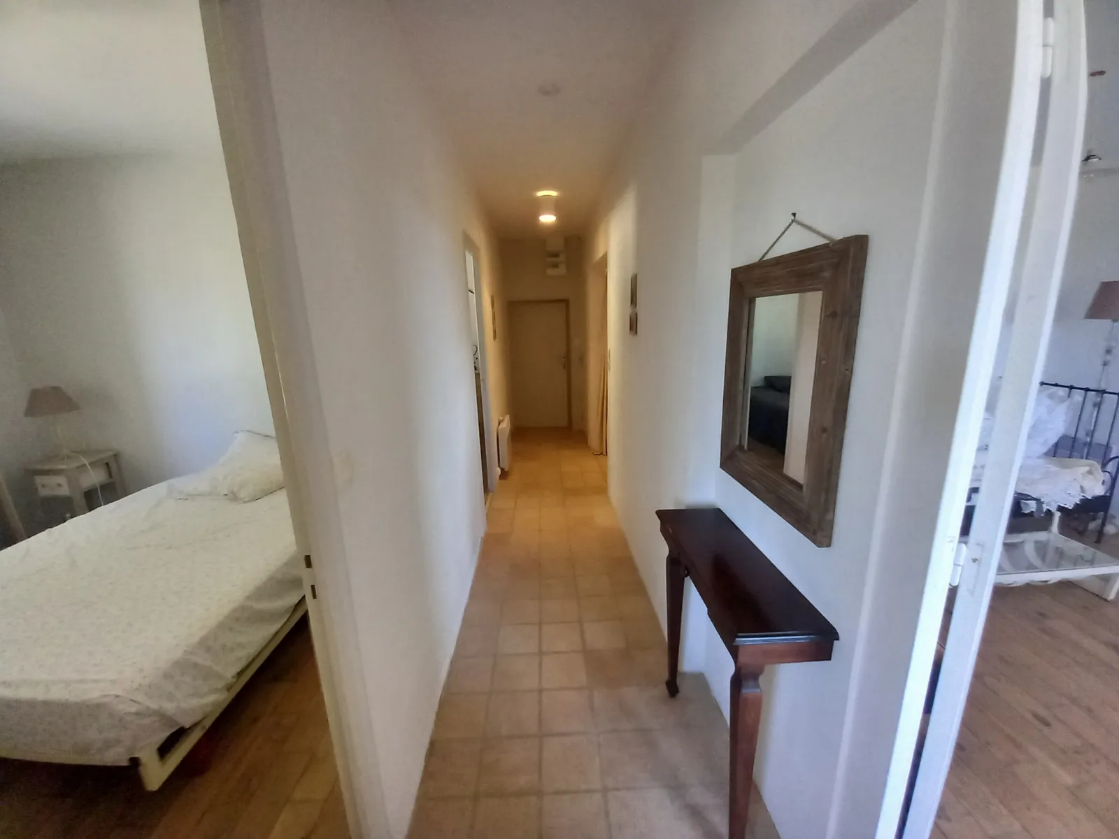 ENSEMBLE IMMOBILIER DE CARACTERE AVEC DEUX HABITATIONS - Photo 1