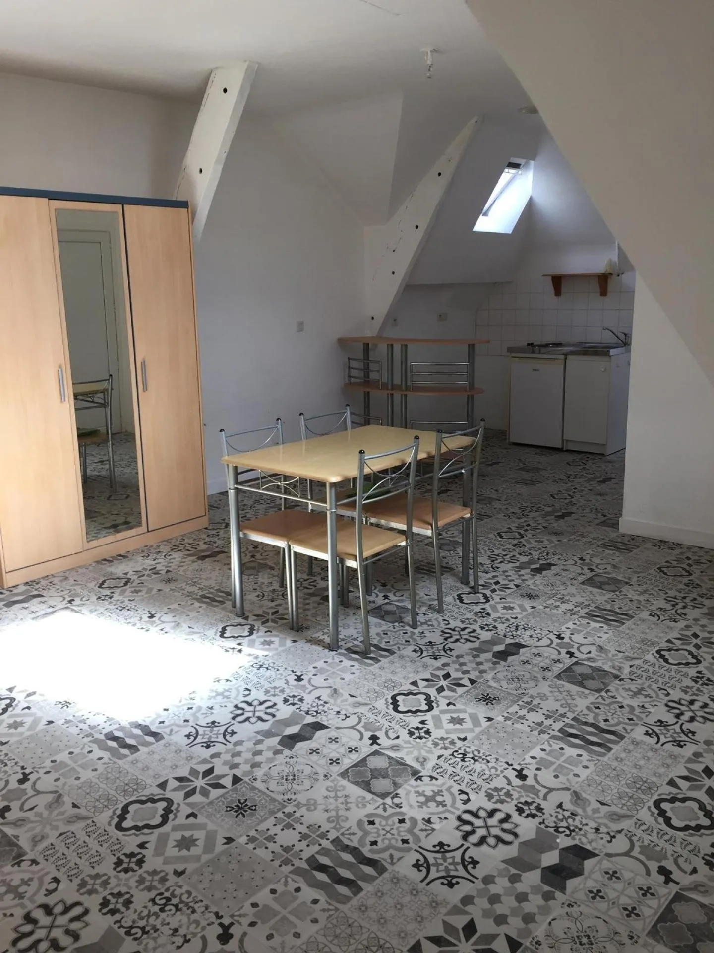 IMMEUBLE - Photo 1