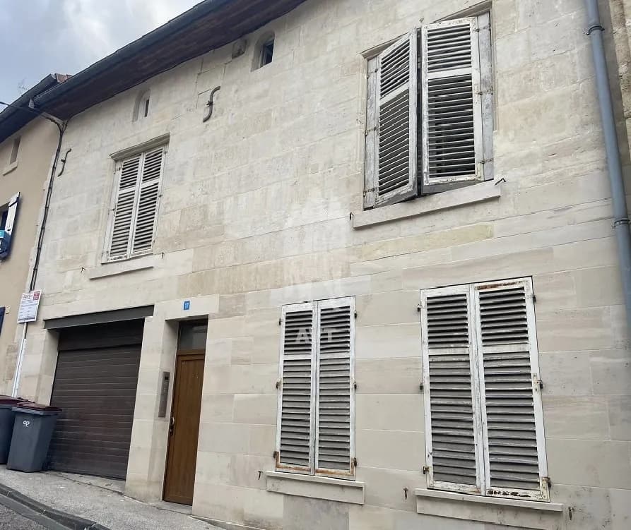 IMMEUBLE DE 11 STUDIOS RAPPORT ANNUEL anciennement réalisés 12 % - Photo 1