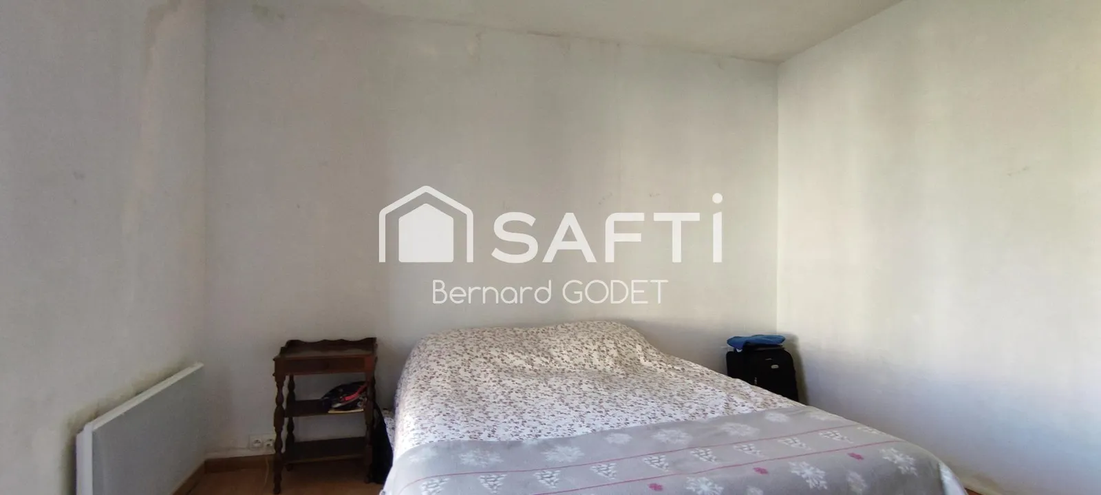 Immeuble avec travaux - Photo 1