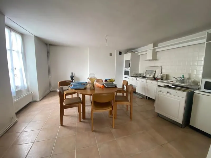 Immeuble 250 m² - Photo 1