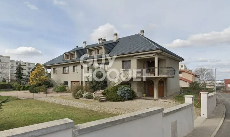 Immeuble 273 m² - Photo 1