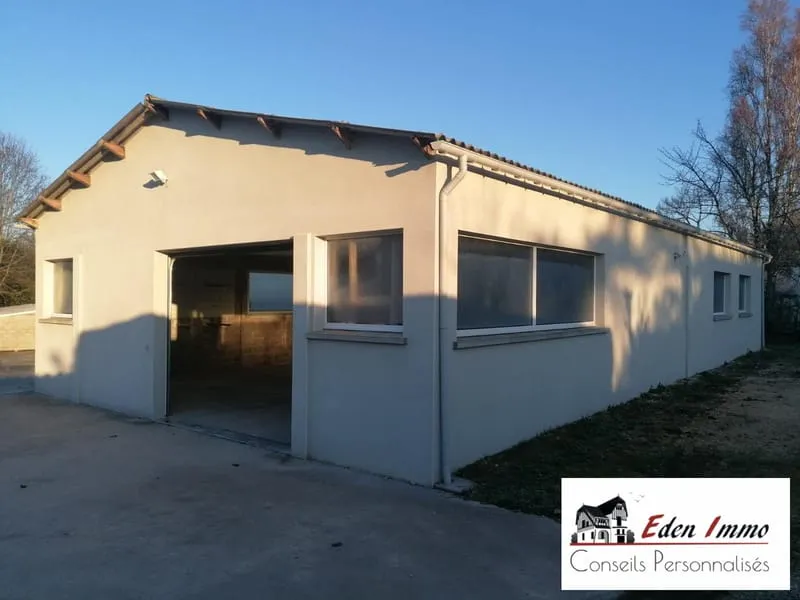 Immeuble industriel 200 m² - Photo 1