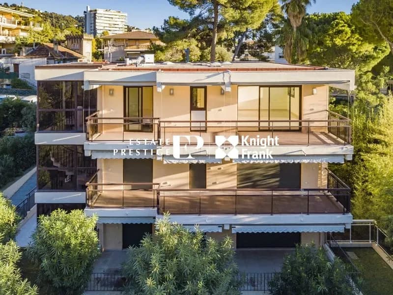 CANNES : Immeuble résidentiel avec 10 appartements - Photo 1