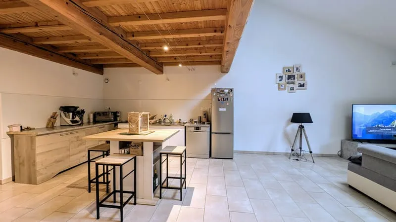 IMMEUBLE DE RAPPORT - 2 APPARTEMENTS LOUES - Photo 1