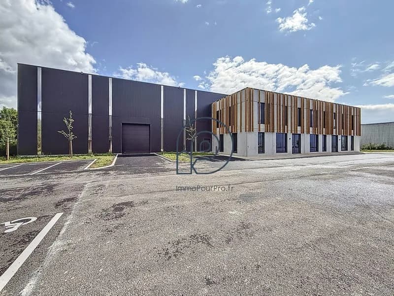 Immeuble industriel 343 m² - Photo 1